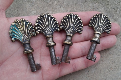 Clé ancienne old key - 1,